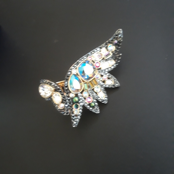 NWT! Swarovski Shimmering Wing Ring - Picture 12 of 14